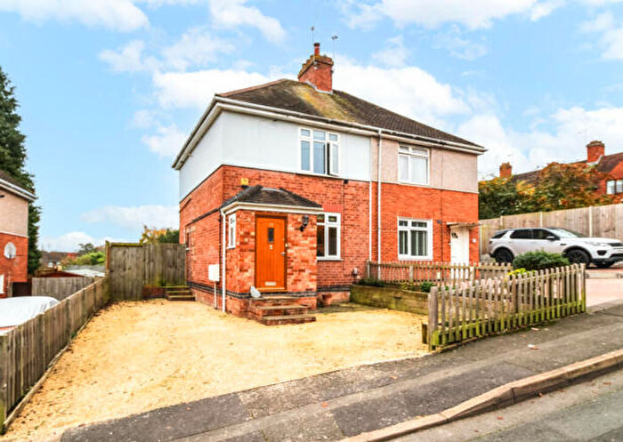2 Bedroom House To Rent In Peel Road, Warwick, CV34