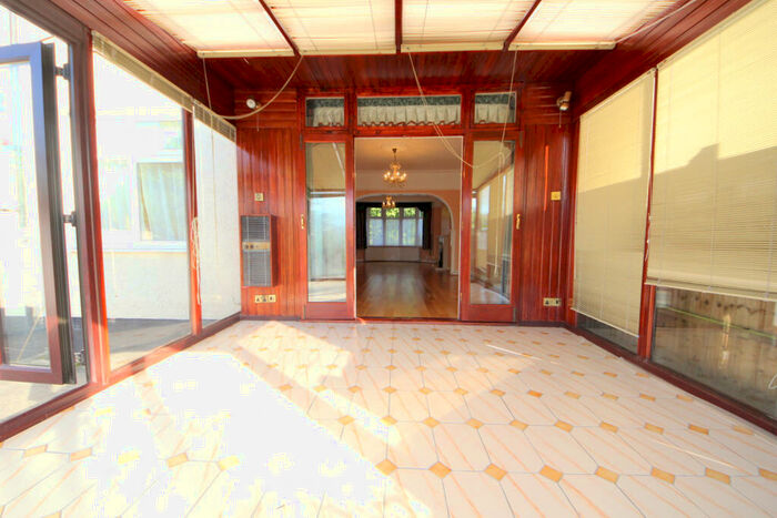 6 Bedroom Semi-Detached House To Rent In Queen Elizabeth's Drive, Southgate, N14