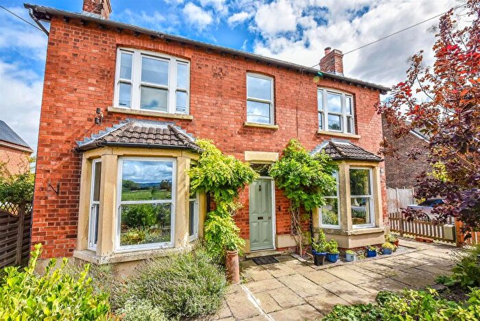 4 Bedroom Detached House For Sale In The Street, Frampton On Severn, Gloucester, GL2