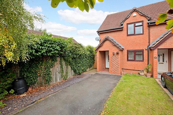 2 Bedroom End Of Terrace House For Sale In St. Mary's Close, Ilkley, LS29