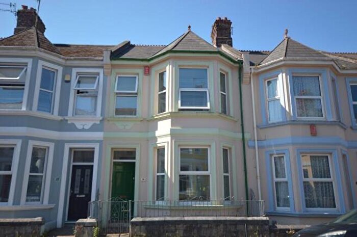 3 Bedroom Terraced House For Sale In Whittington Street, PL3