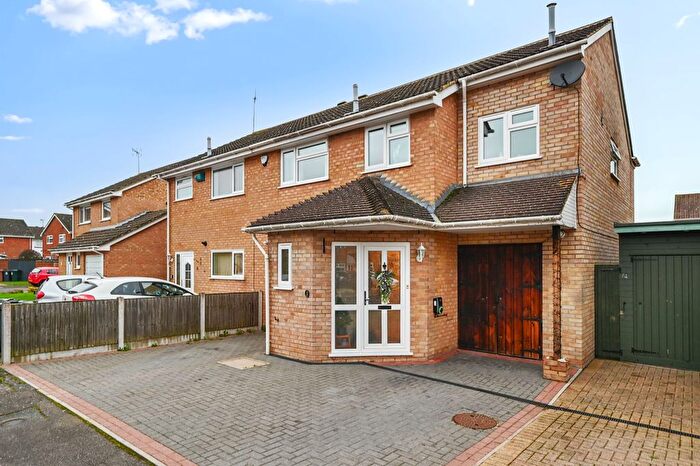 3 Bedroom Semi Detached House For Sale In Penn Hill, Ashford, TN23