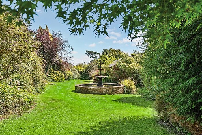 5 Bedroom Detached House To Rent In Cousley Wood, Wadhurst, TN5