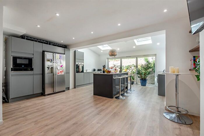 3 Bedroom Semi-Detached House For Sale In Fernleigh Rise, Ditton, Aylesford, ME20