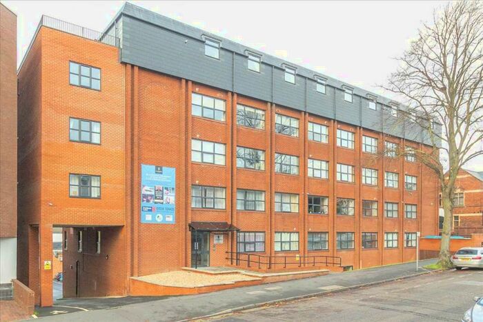 1 Bedroom Apartment To Rent In Clarendon House, - Station Road, Kettering, NN15