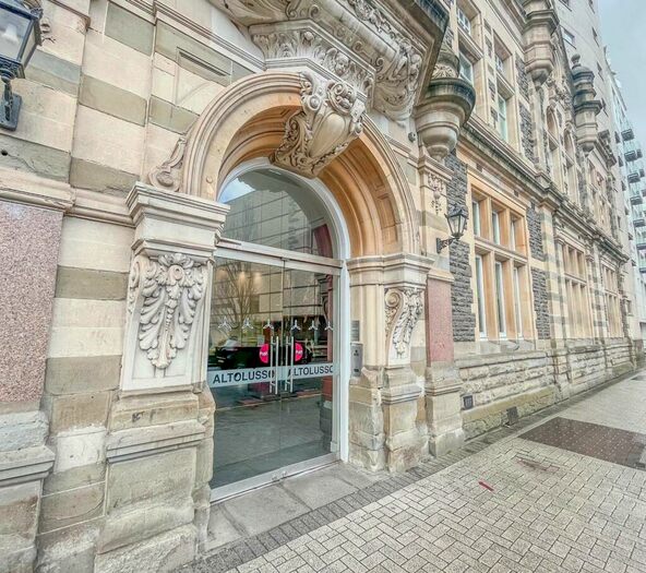 3 Bedroom Apartment To Rent In Bute Terrace, Altolusso Bute Terrace, CF10