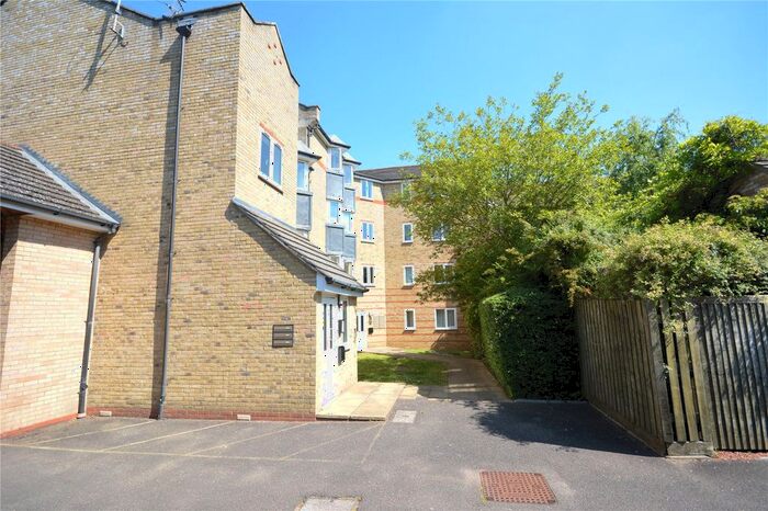 2 Bedroom Flat To Rent In Parkinson Drive, Chelmsford, CM1