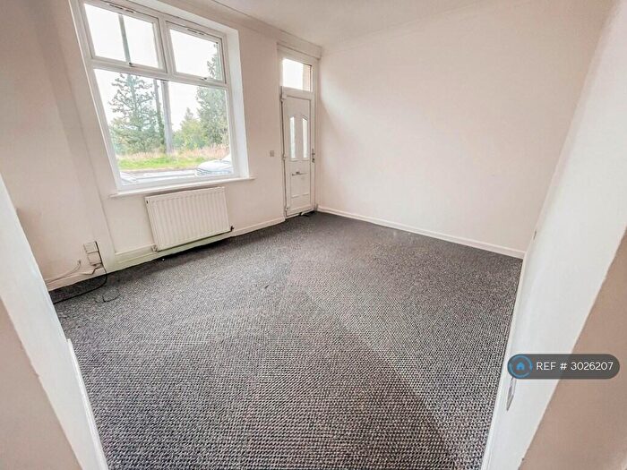 3 Bedroom Terraced House To Rent In Cog Lane, Burnley, BB11