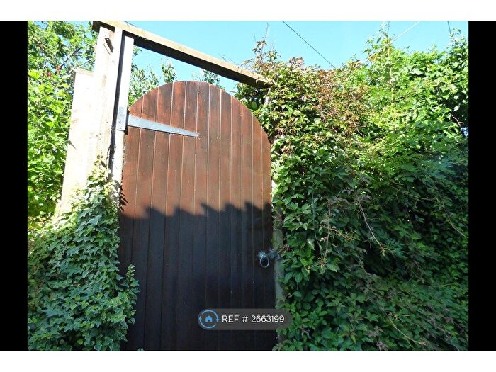 2 Bedroom Terraced House To Rent In Bath Road, Bradford On Avon, BA15