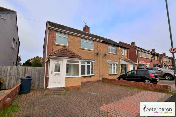 3 Bedroom Semi-Detached House To Rent In Cedar Grove, Whitburn, Sunderland, SR6