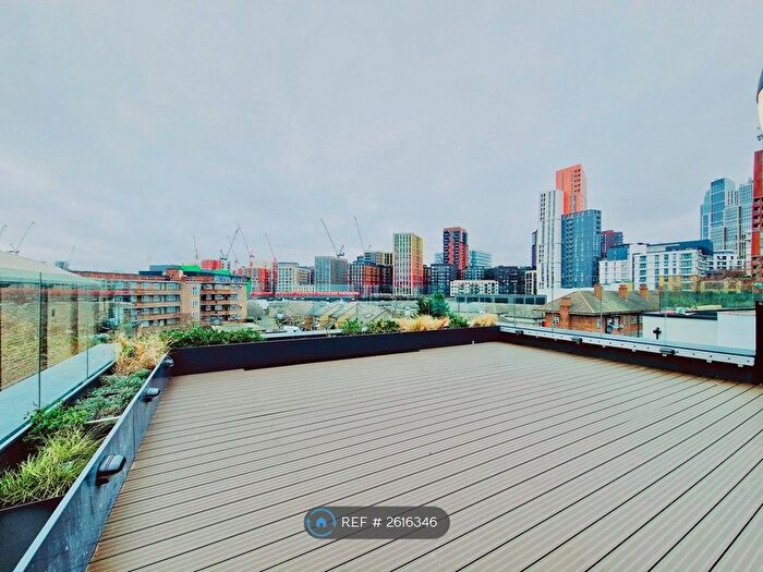 2 Bedroom Flat To Rent In Wandsworth Road, London, SW8