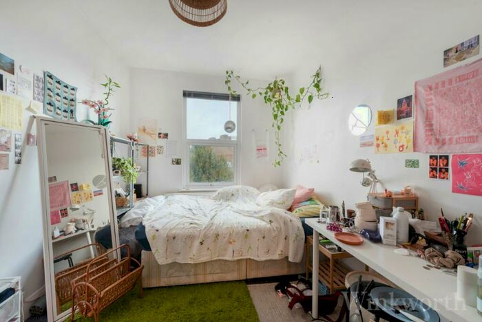 8 Bedroom Terraced House To Rent In Lyndhurst Grove, London, SE15