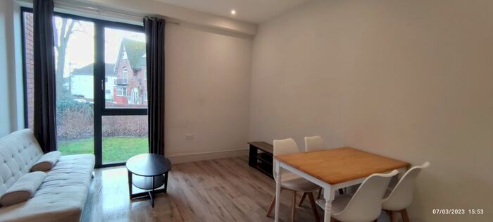 1 Bedroom Flat To Rent In Nixey Close, Slough, SL1