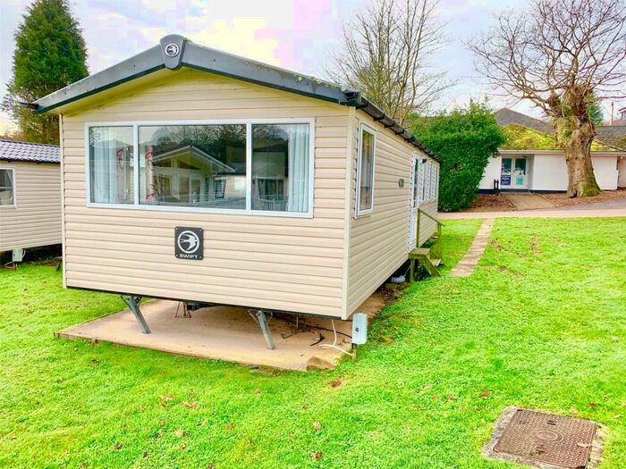 3 Bedroom Caravan For Sale In Pentewan Road, St Austell, PL26