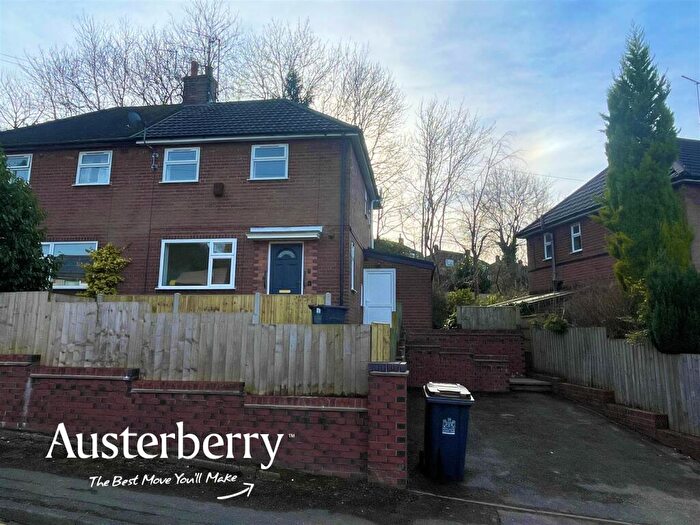 3 Bedroom Semi-Detached House To Rent In Peebles Road, Newcastle, ST5