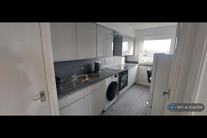 1 Bedroom Flat To Rent In Kedleston Court, Allestree, Derby, DE22