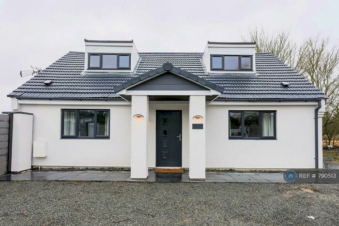 3 Bedroom Detached House To Rent In Potton Road, St. Neots, PE19