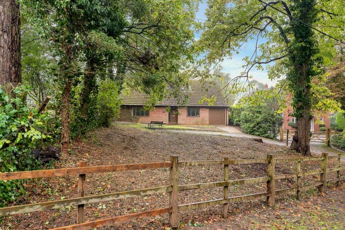 4 Bedroom Detached Bungalow For Sale In Cottesmore Road, Ashwell, LE15