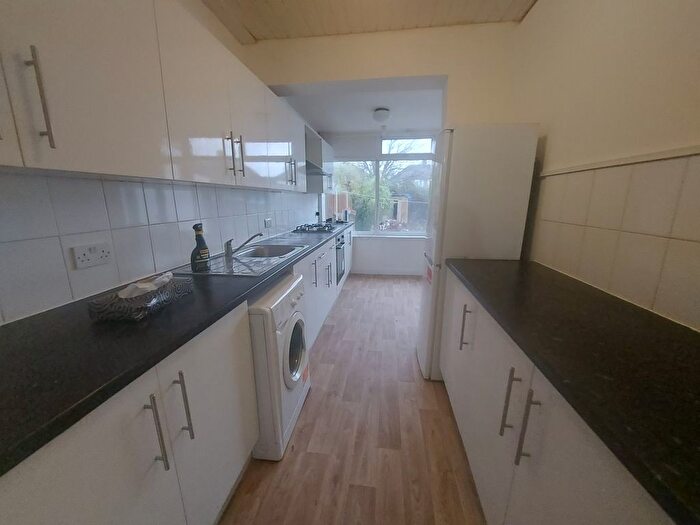 3 Bedroom Terraced House To Rent In Winifred Road, Dagenham, RM8