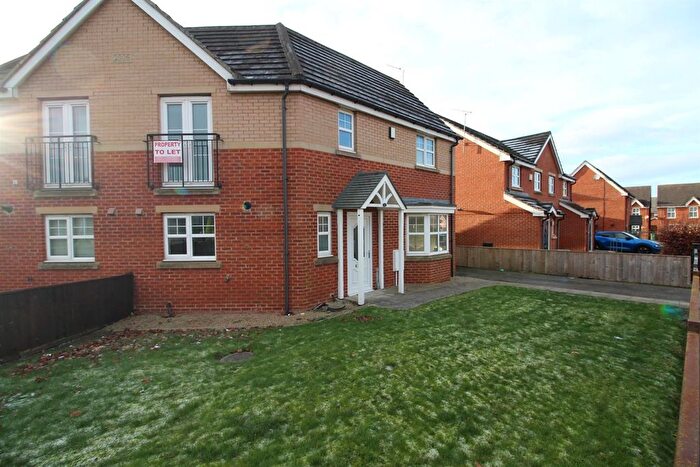 3 Bedroom Semi-Detached House To Rent In Wensleydale Gardens, Thornaby, Stockton-On-Tees, TS17