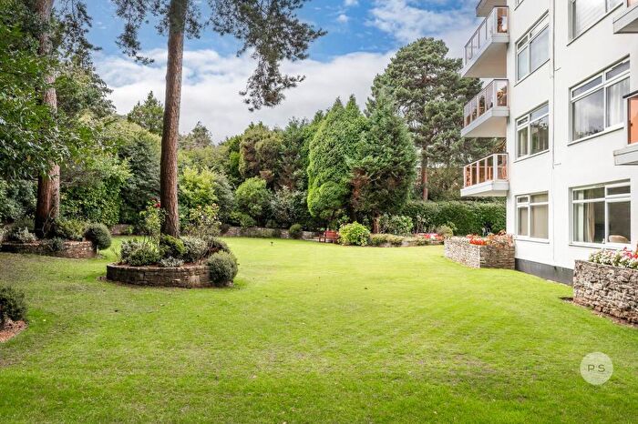3 Bedroom Flat For Sale In Martello Road South, Canford Cliffs, Poole, BH13