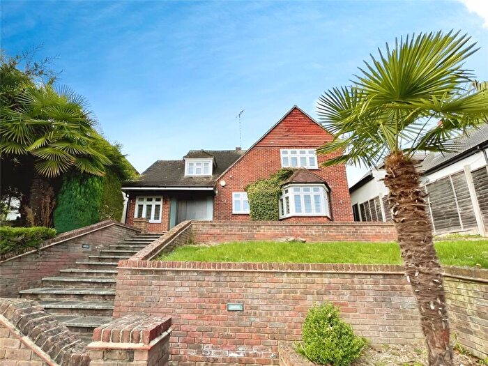 3 Bedroom Detached House For Sale In Old Dartford Road, Farningham, Dartford, DA4