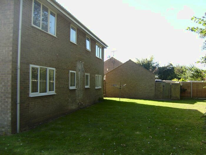 1 Bedroom Studio To Rent In Hadley Crescent, Heacham, King's Lynn, PE31