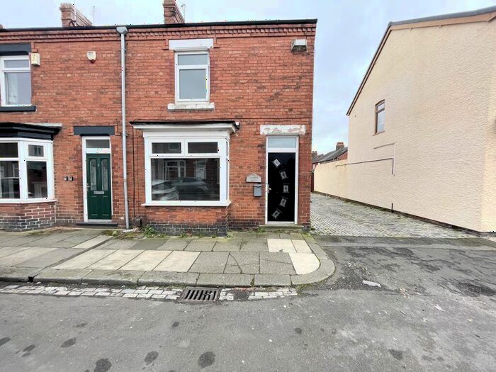 3 Bedroom House To Rent In Aysgarth Road/Darlington/Eastbourne, DL1