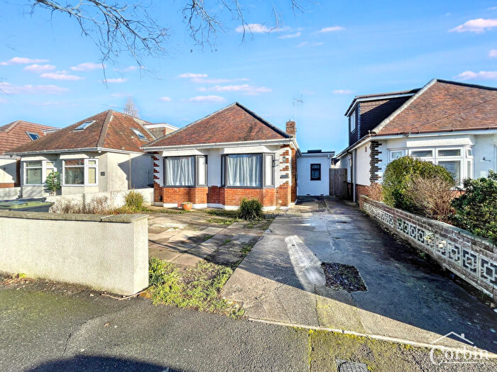 3 Bedroom Detached Bungalow For Sale In Western Avenue, Bournemouth, BH10