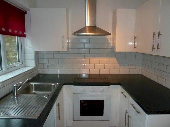 2 Bedroom Flat To Rent In Victoria, Exeter Road, Exmouth, EX8