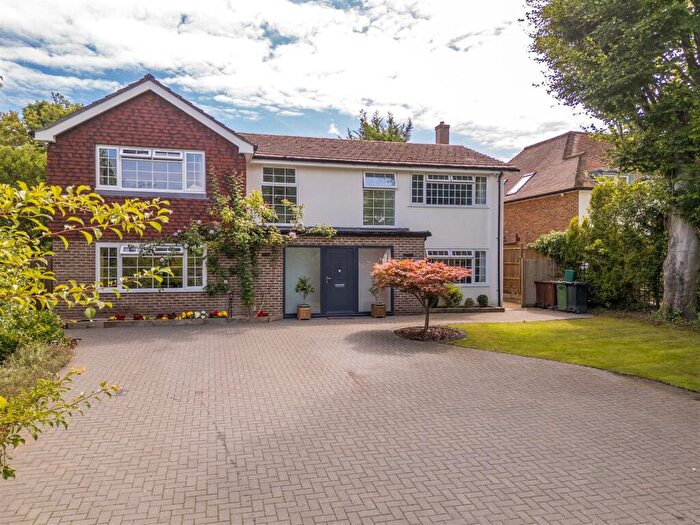 5 Bedroom Detached House For Sale In Longdown Lane North, Epsom, KT17