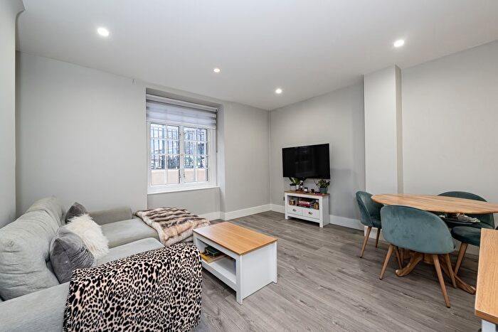 1 Bedroom Flat To Rent In Harrowby Street, London, W1H