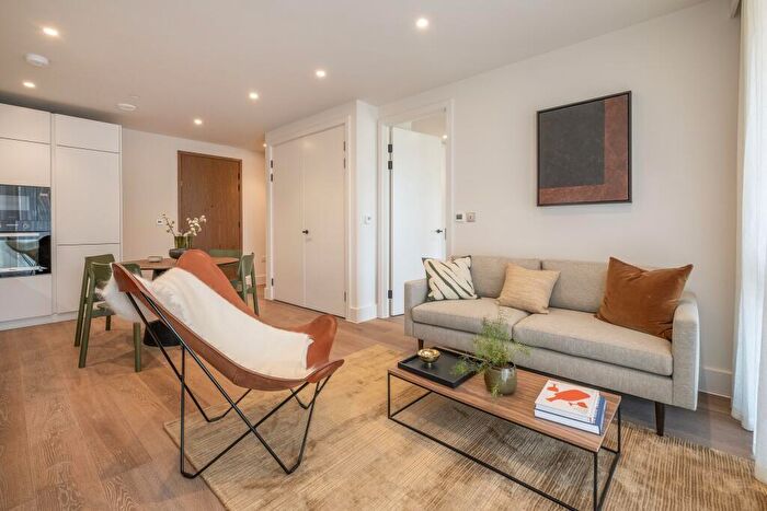 1 Bedroom Apartment To Rent In West Hampstead Central, NW6