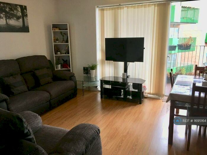 2 Bedroom Flat To Rent In Luma Apartments, London, NW10