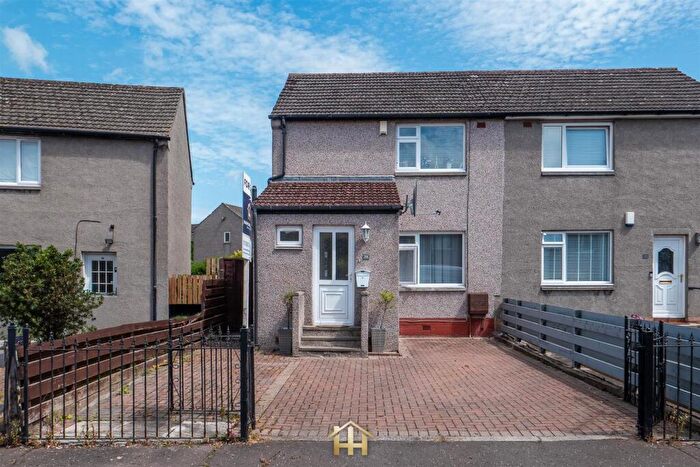 3 Bedroom Semi-Detached House For Sale In Craigard Road, Dundee, DD2