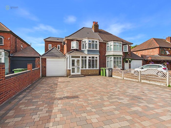 3 Bedroom Semi Detached House For Sale In Chester Road, Castle Bromwich, B36