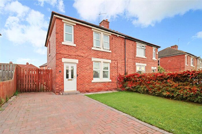 2 Bedroom Semi Detached House For Sale In Prospect Avenue, Wallsend, Tyne And Wear, NE28