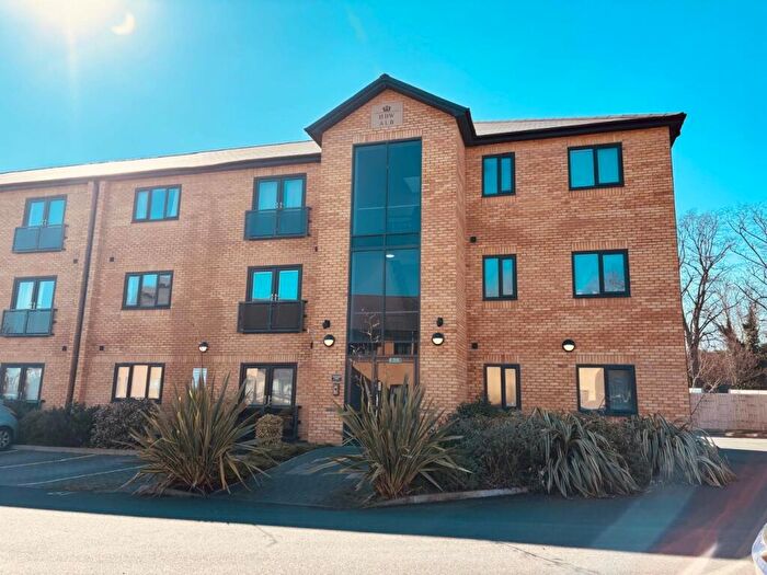 1 Bedroom Flat To Rent In Foxhill Road, Nottingham, NG4