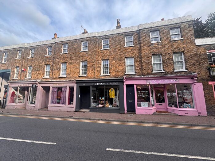 1 Bedroom Flat To Rent In Hawley Street, Margate, CT9