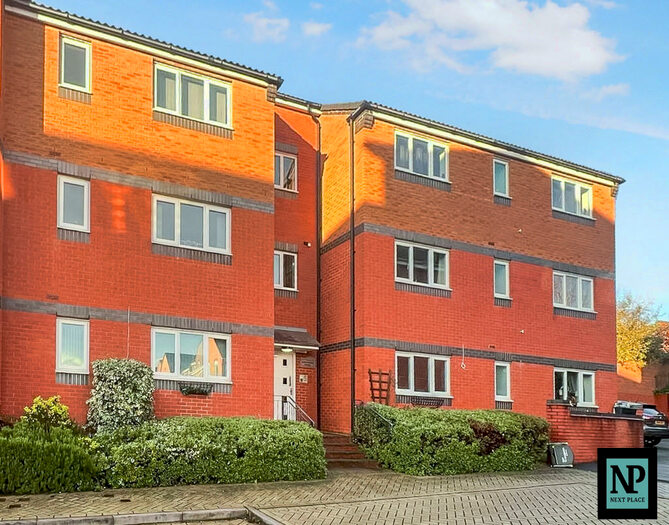 2 Bedroom Apartment To Rent In Peel Court, Wilnecote, B77