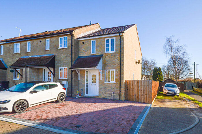 2 Bedroom End Of Terrace House To Rent In Sleight Close, Yeovil, BA21