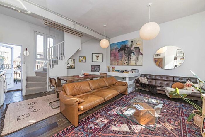 2 Bedroom Flat For Sale In Dartmouth Park Hill, Dartmouth Park, NW5