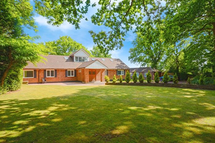 7 Bedroom Detached House For Sale In Hicks Road, Markyate, St. Albans, AL3
