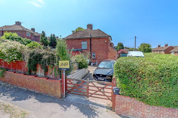 3 Bedroom Semi-Detached House For Sale In Oak Road, Princes Risborough, Buckinghamshire, HP27