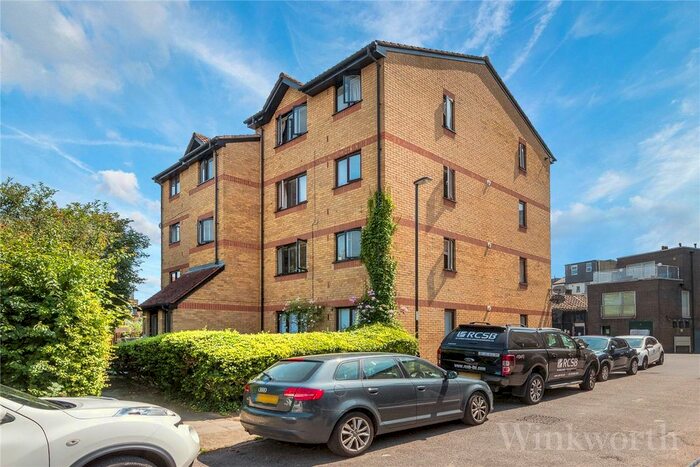 Studio To Rent In Baildon Street, Deptford, SE8