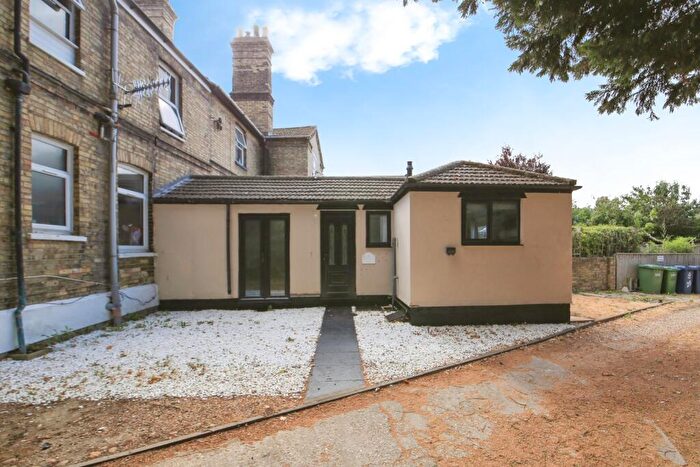 1 Bedroom Maisonette For Sale In Ermine Street, Huntingdon, Cambridgeshire, PE29