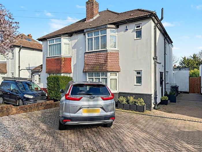3 Bedroom Semi Detached House For Sale In Crescent Drive, Petts Wood, Orpington, BR5