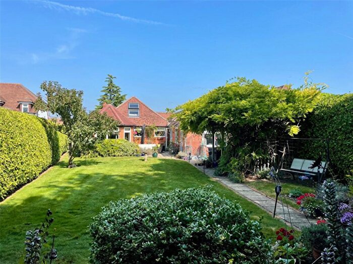 4 Bedroom Bungalow For Sale In Hatch Lane, Old Basing, RG24