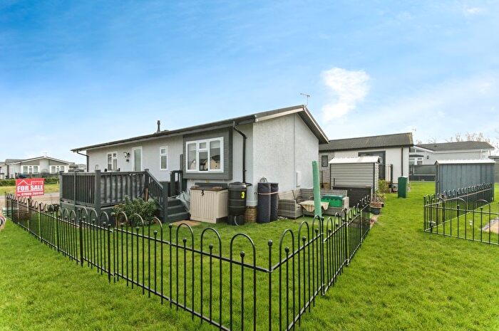 2 Bedroom Property For Sale In Hyacinth Gardens, Pevensey Bay, Pevensey, East Sussex, BN24