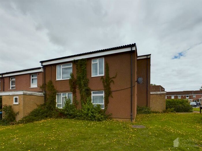 2 Bedroom Flat To Rent In Mallows Green, Harlow, CM19